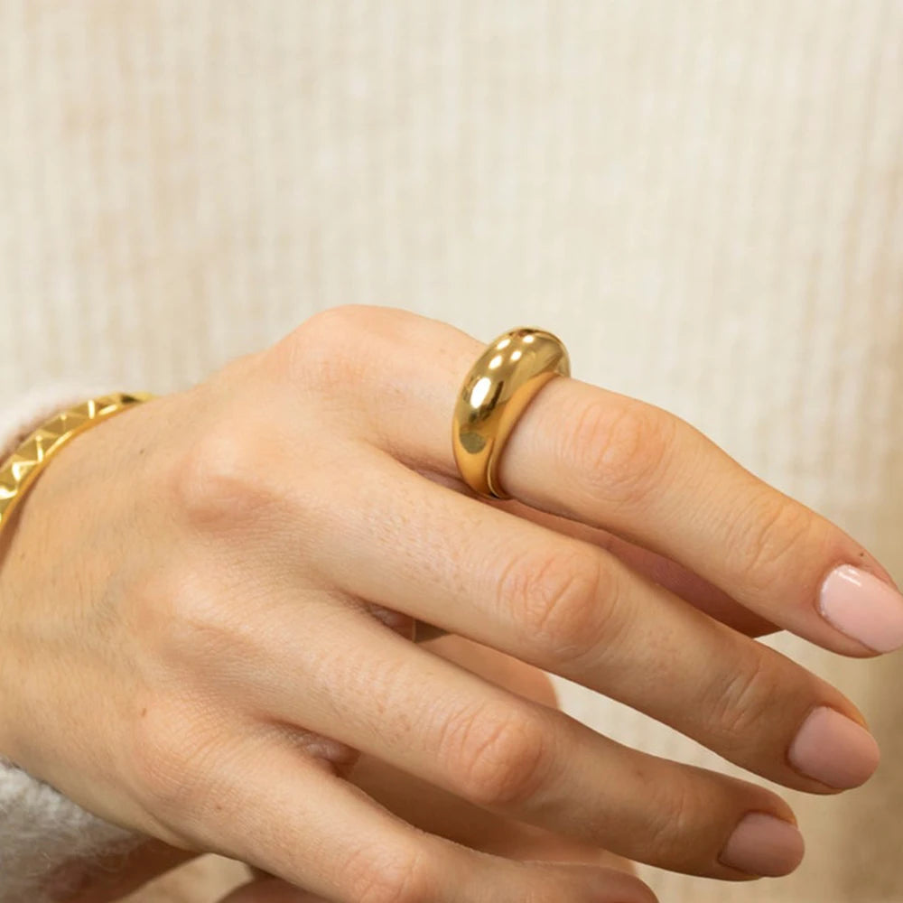 Arc Gold Ring - ARIA