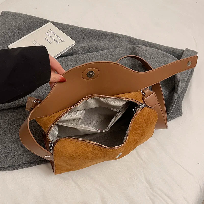 Sac bandoulière en daim et cuir - CLÉMENCE