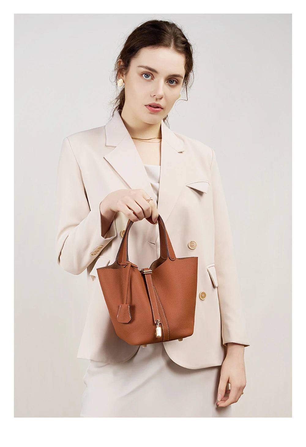 Genuine Leather Bucket Bag - LÉONIE