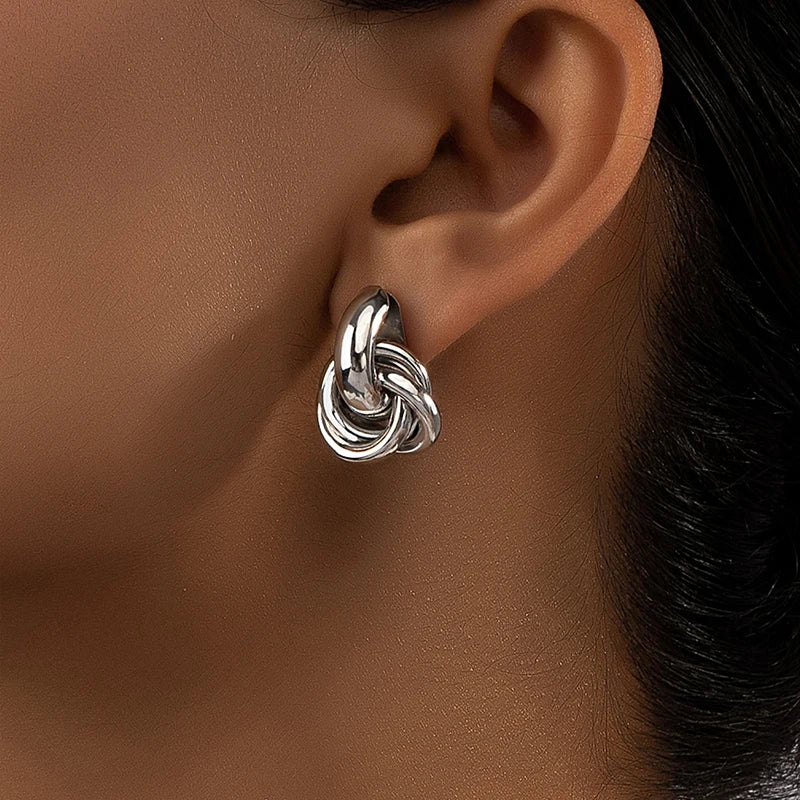 Knot Hoop Earring - NOA