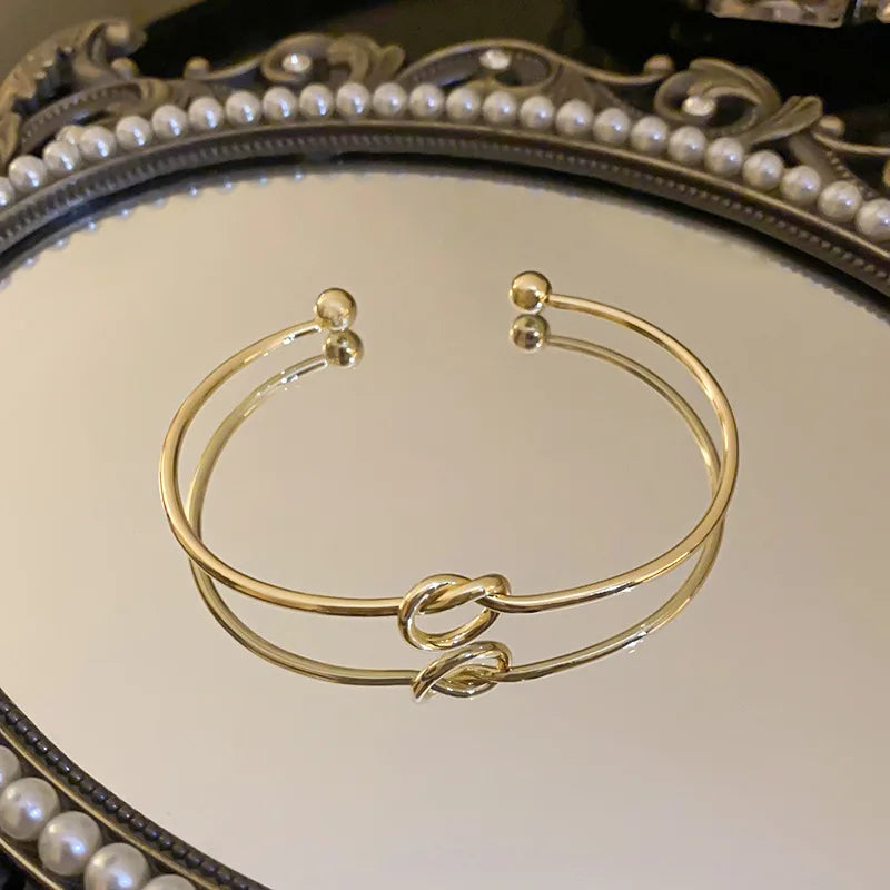 Delicate Gold Bracelet - ELARA