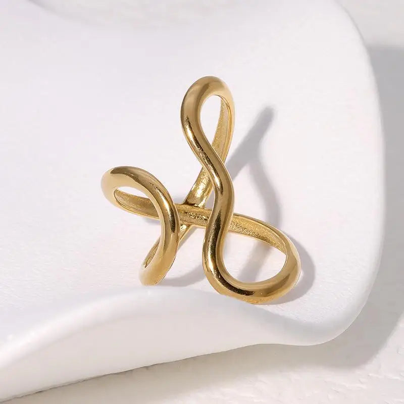 Wave Gold Ring - LYRA