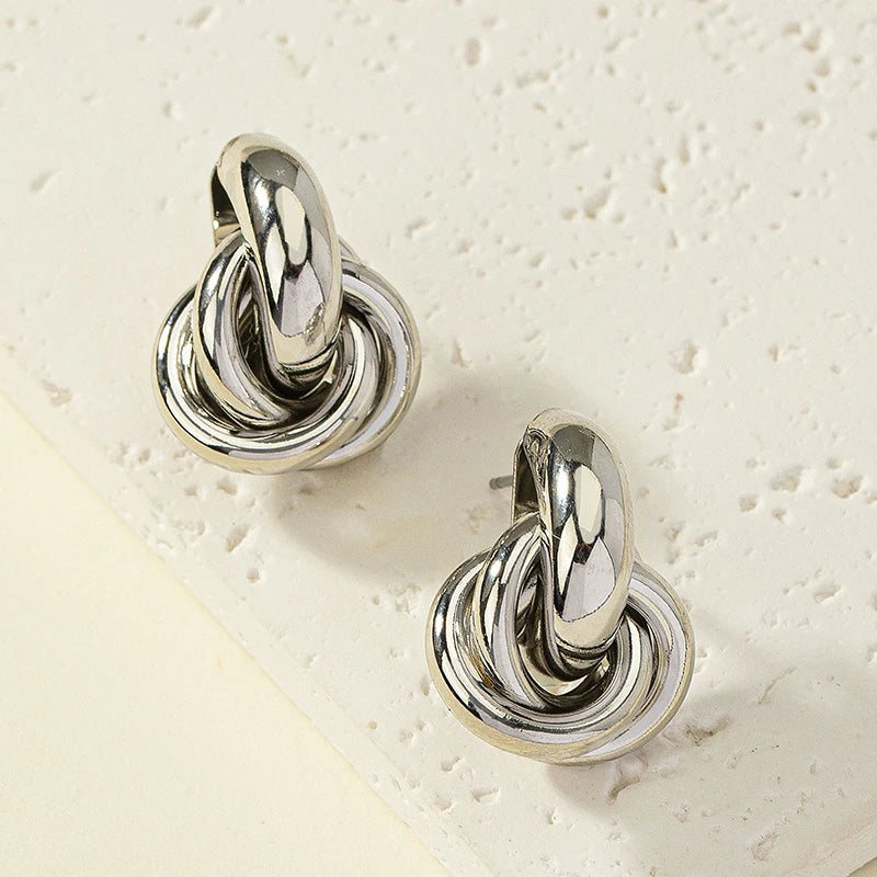 Knot Hoop Earring - NOA