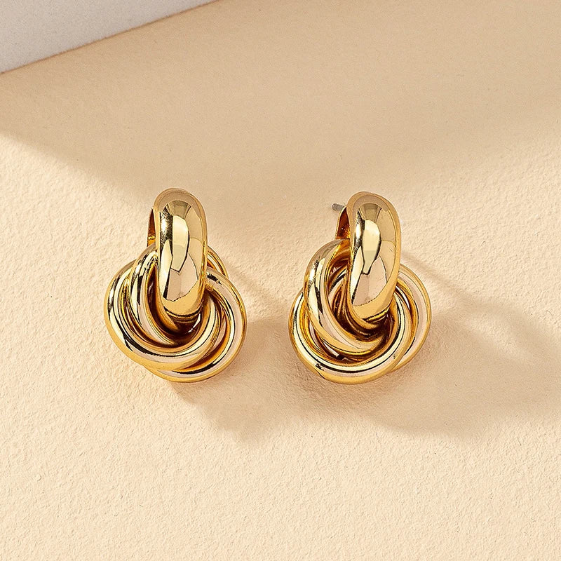 Knot Hoop Earring - NOA