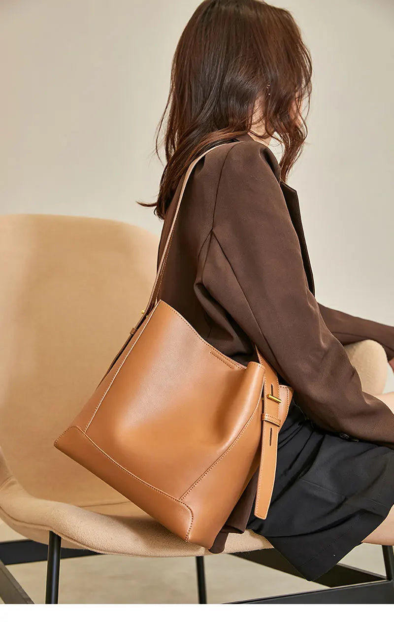 Sac bandoulière en cuir - NOÉLLE